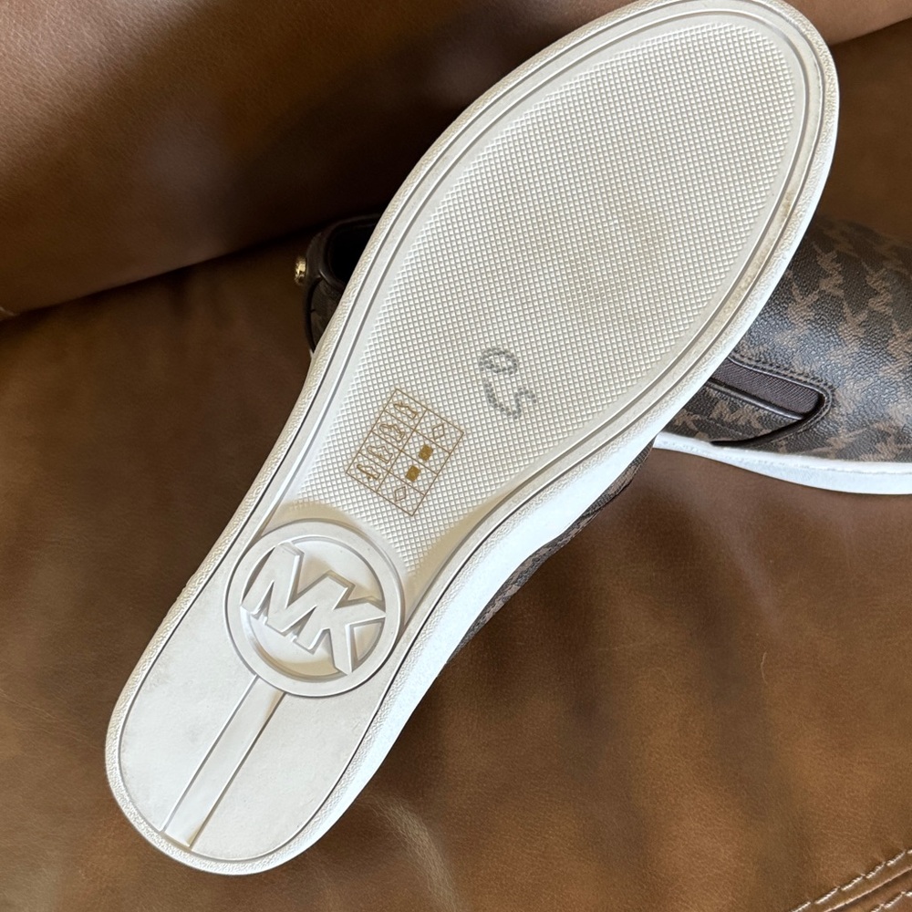 Michael Kors Brown withTan MK Patterned Slip-On Loafers Size 11m womens - Picture 4 of 6